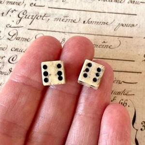 Dados de Juego Artesanales de Hueso de Búfalo Natural con Incrustaciones, Ecológicos, de Forma Personalizada, Hechos a Mano, de Alta Calidad, ARTESANÍA Atemporal - Product Image 1