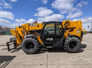 Cargadoras de Ruedas Delanteras JCBB Usadas al por Mayor - Diésel, Capacidad de Cucharón de 5.1 m³, 1 Año de Garantía, Alta Eficiencia Operativa, en Venta - Product Image 4