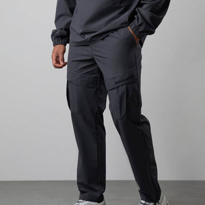 Nouveauté OEM Pantalon design avec logo personnalisé Pantalon à poches multiples 100% Polyester Hip Joggers Pantalon pour homme droit à rayures incurvées - Product Image 1