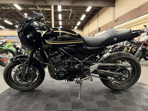 BIG PERROMANCE 2025 คาวาซากิ Z900RS Cafe ABS รถมอเตอร์ไซค์รุ่นใหม่พร้อมการรับประกัน ขายแล้ว - Product Image 3