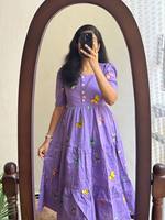 Robe de créateur une pièce violette à imprimé floral en coton et soie doux pour les fêtes de mariage vêtements indiens et pakistanais