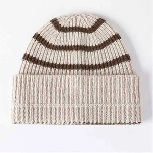 Nouveaux bonnets jacquard de style nouveau pour l'hiver à vendre 100% laine 2025 Nouveau style Bonnets de vente chaude pour hommes et femmes - Product Image 2