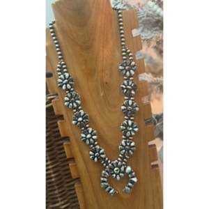 Travis J. Parure de collier en platine, argent sterling Buffalo blanc, motif floral, zircon serti clos, plaqué rhodium, style Squash tendance - Product Image 3
