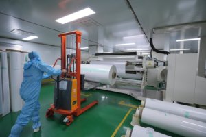 Teinte de fenêtre en céramique Isolation thermique Nano rouleau en céramique Contrôle de fenêtre solaire PET <span class=keywords><strong>Film</strong></span> de voiture Teinte <span class=keywords><strong>Film</strong></span> de fenêtre économe en énergie - Product Image 5