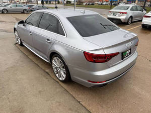 รถยนต์มือสองคุณภาพดีราคาประหยัด ปี 2017 ออดี้ เอ4 ควอตโตร พวงมาลัยซ้าย - Product Image 3