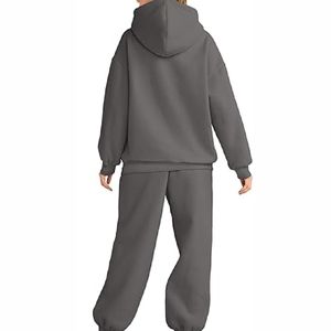 Nouveau 2025 Survêtement à capuche pour femme Taille et couleur personnalisées Survêtements pour femme légers et solides avec logo et couleur personnalisés - Product Image 2
