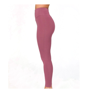 Leggings de yoga pour femmes en gros, vêtements de sport solides, taille mi-haute, effet push-up, faible MOQ, taille élastique, fabriqués au Pakistan - Product Image 4