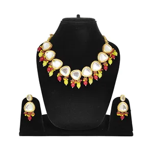 Ensemble de bijoux de mariée plaqué or 24 carats, rouge et jaune Kundan, collier et boucles d'oreilles pour les mariages - Product Image 1
