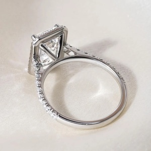 Anillo de diamante cultivado en laboratorio Esmeralda IGI Anillo de diamante creado en laboratorio de oro de 14K para boda y anillo o banda de compromiso - Product Image 3