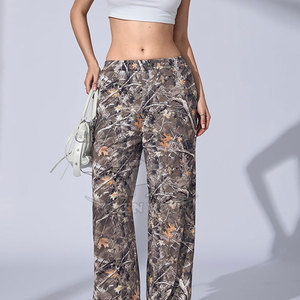 Pantalones Deportivos con Estampado de Camuflaje, Diseño de Jungla y Ajuste Cómodo para un Estilo Informal - Product Image 3