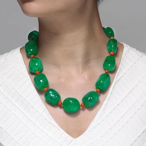 Collier tendance en résine de qualité supérieure, fantaisie, avec perles rondes rouges, jaunes et noires et formes de baril, bijoux unisexes à la mode - Product Image 5