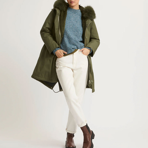 Nuevo Estilo 2025, Abrigo Largo de Plumón para Mujer, Chaqueta Acolchada con Capucha, Chaqueta de Plumón de Ganso con Capucha de Piel, Chaquetas Parka con OEM - Product Image 3