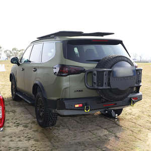 SUV Usada de Tamaño Mediano, Transmisión Automática, Amplio Diseño de 5 a 7 Asientos, Opciones de Gasolina o Diésel, en Buen Estado, Suministrada desde Japón - Product Image 5