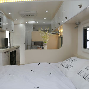2025 Kinlife 19ft luxe HK voyage remorque tout-terrain camping-car RV intérieur moderne léger 4 couchages pour les <span class=keywords><strong>voyages</strong></span> sur la route - Product Image 4
