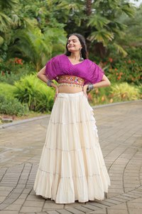 El último diseñador puro rayón algodón Leheriya trabajo impreso Lehenga Choli por FabZone - Product Image 2