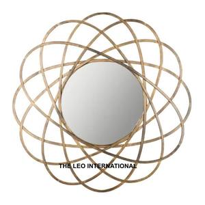 Espejo de pared moderno con acabado dorado de forma redonda de Metal de acero de India, decoración de pared hecha a mano de lujo para el hogar - Product Image 4