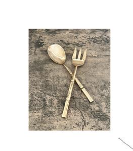 Serveur à salade en métal fonctionnel mais élégant avec poignée robuste conçu pour le confort durabilité beauté dans les repas de tous les jours - Product Image 4