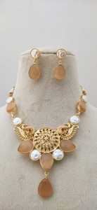 Stylish Premium Antique Golden Handmade <b>Mother</b> <b>of</b> <b>Pearl</b> Design Necklace Set Heavy Brass Made Customized Design - Product Image 4