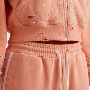 Meilleur Ensemble de Survêtement Vintage Personnalisé Hiver Uni avec Pantalon Évasé 100% Coton Molletonné pour Femme – Vêtements de Sport Premium en Gros - Product Image 5