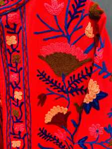 Veste en coton brodé Suzani faite à la main pardessus floral indien Boho manteau ethnique pour les femmes - Product Image 3