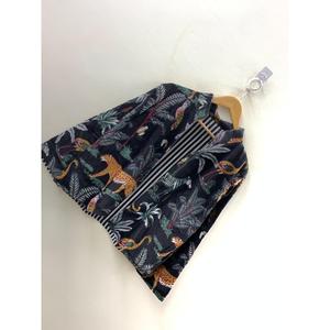 Chaqueta de Terciopelo con Estampado de Bloques en Negro Medianoche, Estilo Jungle Nocturne, Ropa de Abrigo de Invierno con Motivos de Safari, Chaqueta Bomber de Otoño - Product Image 1