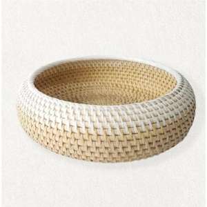 Bol à fruits rond en rotin de créateur Cadeaux de Noël Couleur marron Plats de rangement Ustensiles de cuisine Bol de service alimentaire en rotin en Inde - Product Image 1