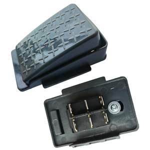 Interrupteur à pédale industriel 110V Max. Interrupteur au pied à commande électrique en métal et plastique - Product Image 2