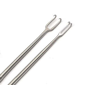 Rétracteur à crochet double peau de haute qualité, alimentation manuelle avec crochets par Surgiright Instrument - Product Image 2