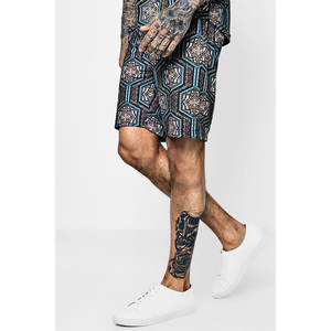Short de bain mi-taille personnalisé pour homme, séchage rapide, tissu Oxford imperméable, motif floral, cordon de serrage, boardshorts tricotés pour le surf - Product Image 4