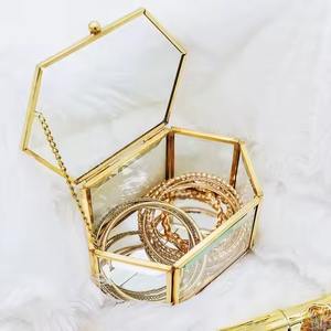 Boîte de rangement à bijoux en verre à 4 compartiments, couleur or, nouvelle conception, boîte à bibelots décorative, vente chaude - Product Image 4