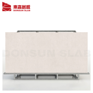 Dalles émaillées polies en porcelaine de <span class=keywords><strong>plancher</strong></span> de conception en <span class=keywords><strong>bois</strong></span> jaune de la Chine pour le fond de support de TV - Product Image 5