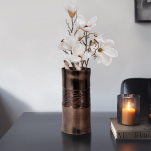 Vase à fleurs carré en aluminium avec finition en cuivre décoratif, texturé, fait à la main, passe au lave-vaisselle, pour centre de table de cuisine - Product Image 2