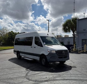 W1Z4EGHY6MT080583 2021 Camioneta de Carga Tamaño Completo RWD 2.0L Turbo Diésel 188hp Bajo Kilometraje - Product Image 1