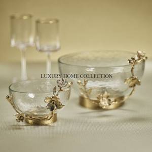 Cuencos para servir de latón versátiles con un diseño clásico y una construcción Premium, ideales para comidas casuales o eventos más formales - Product Image 5