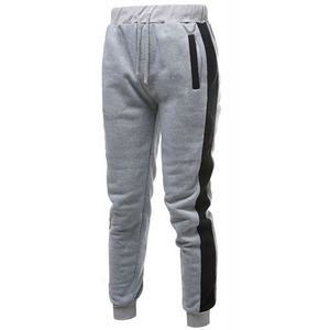 Ensemble de survêtement décontracté unisexe respirant à séchage rapide, tendance, grandes tailles, pour homme, avec logo personnalisé, fabrication OEM - Product Image 3