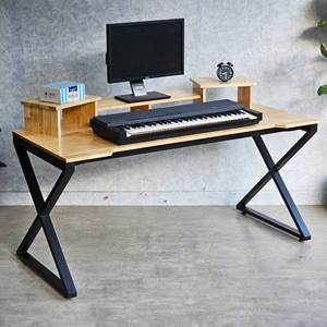 Bureau de studio en bois massif avec pieds en X, modèle confortable pour femme SD68008 - Product Image 2