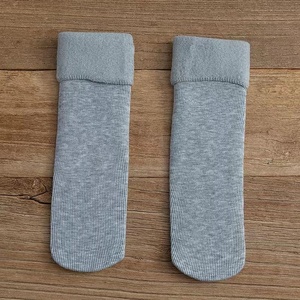 2025 nueva llegada calcetines atléticos de diseño personalizado haz tu propio diseño en calcetines casuales a precio barato - Product Image 6