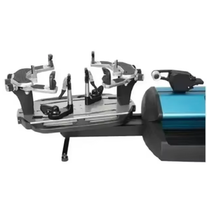Machine à cordage de tennis industrielle haute performance Gamma XLT, fixation numérique à 6 points - Product Image 1