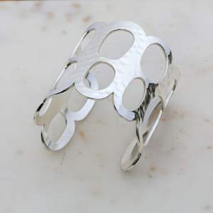 Bracelet jonc ouvert ajustable en laiton plaqué argent gravé pour femme, avec texte personnalisé, cadeau de bijoux – Meilleur prix - Product Image 5