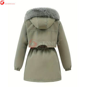 Manteau parka d'hiver décontracté pour femme de haute qualité, chaud, à capuche, vêtement d'extérieur tendance, longueur standard, 100% polyester, design personnalisable - Product Image 2