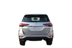 SUV 2024 LE GE.ND ER V6 4.0L de 7 plazas, usado con cuidado, bajo kilometraje, sin problemas mecánicos, listo para conducir - Product Image 5