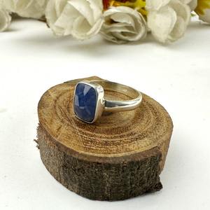 Bague en pierre précieuse lapis-lazuli pour femmes, bijoux de style bohème en argent, argent sterling 925, bague tendance faite à la main, cadeau pour elle - Product Image 3