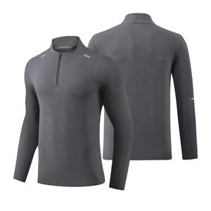 Activewear raya reflectante logotipo personalizado Quater cremallera camiseta en blanco hombres camisa de manga larga para hombres cremallera camiseta - Product Image 4