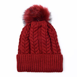 Bonnet à pompons d'hiver avec polaire confortable et haut à pompons moelleux Bonnet à pompons élégant pour garder la chaleur pendant la saison - Product Image 3