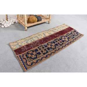 Alfombra Turca Vintage Pequeña de 1.4x3.4 pies, Alfombra Abstracta Azul y Roja - Product Image 2