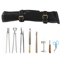 Kit d'outils de maréchal-ferrant en acier inoxydable de qualité supérieure ensemble d'outils d'entretien du sabot de 7 pièces avec sac de transport en cuir pour le soin des animaux