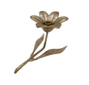 Venta al por mayor de aluminio a granel para el hogar y la boda, soporte decorativo de vela de Metal de Color dorado, acabado de latón en bruto personalizado disponible - Product Image 1