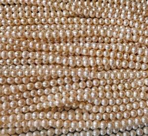 Hebras de perlas de agua dulce blancas sueltas de Grado Superior Cuentas doradas naturales sin tratar con efecto de cambio de color para la fabricación de joyas - Product Image 1