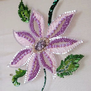 Broche de mariage unique faite à la main avec broderie de perles, perles de haute qualité, écologiques, luxe, veste, Glowin Fashion - Product Image 3