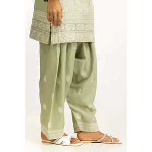 Conjunto de Traje Bordado de 3 Piezas para Mujer IUSTKSD-1235 - Product Image 1